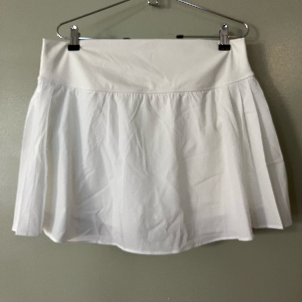 Adore Me Women's White Pleated Tennis Golf Athletic Skort Size XL NWT - Picture 2 of 10